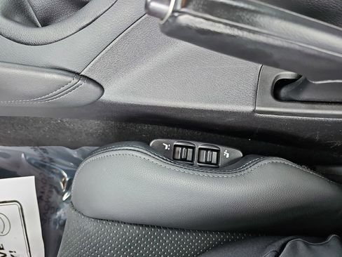 Used 2024 Nissan Z Performance w/ Floor Mat Package RWD image 29
