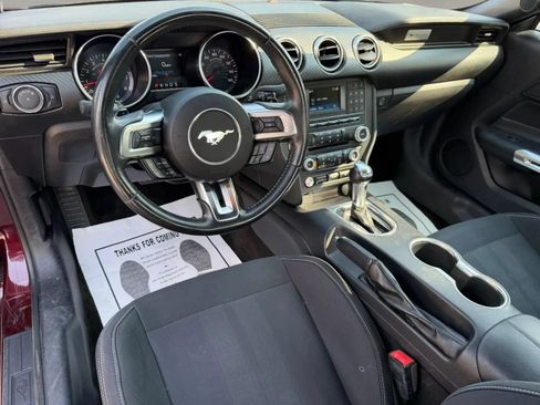Used 2018 Ford Mustang Coupe RWD image 11