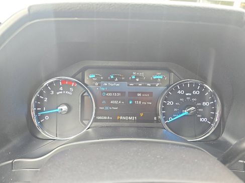 Used 2018 Ford F250 Platinum w/ Platinum Ultimate Package AWD/4WD image 28