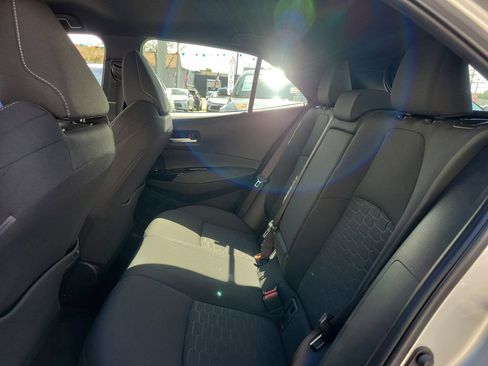 Used 2024 Toyota Corolla SE w/ SE Package image 13