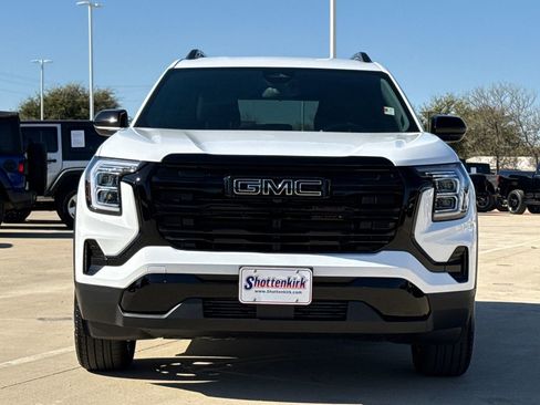 Used 2026 GMC Terrain Elevation w/ Black Edition image 2