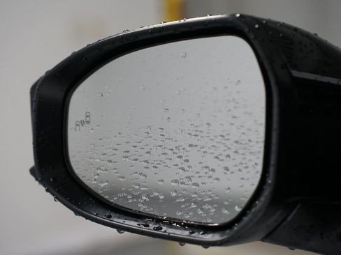 New 2026 Toyota Prius LE image 24