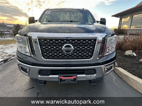 Used 2017 Nissan Titan SV image 2