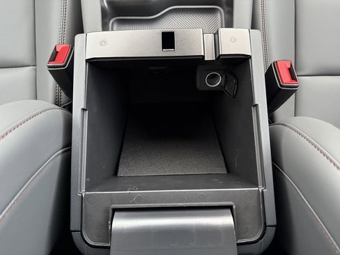 New 2026 Ford Explorer Active w/ Active Comfort Package image 29