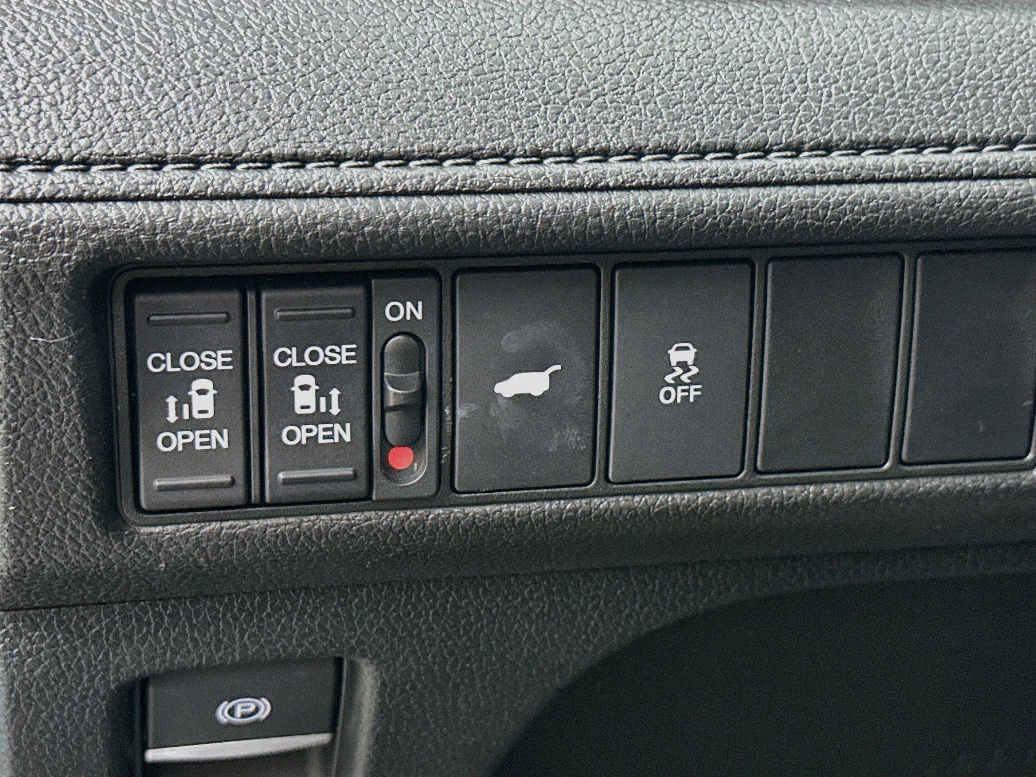 Used 2025 Honda Odyssey EX-L image 17