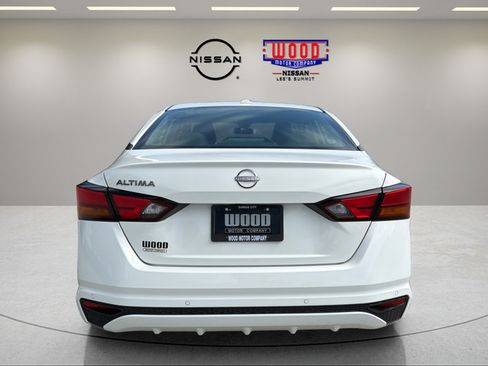 Certified 2025 Nissan Altima 2.5 S FWD image 2