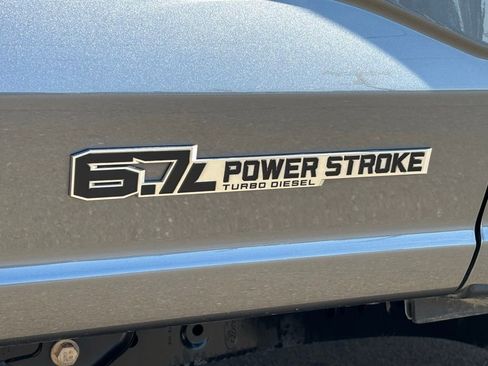 Used 2024 Ford F250 Lariat image 8