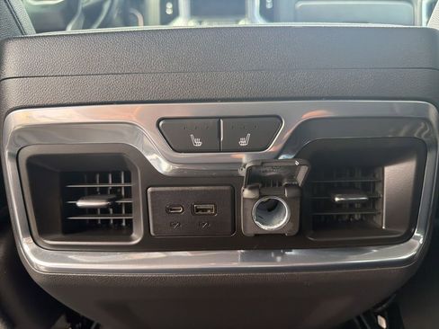 Used 2019 GMC Sierra 1500 SLT AWD/4WD image 22