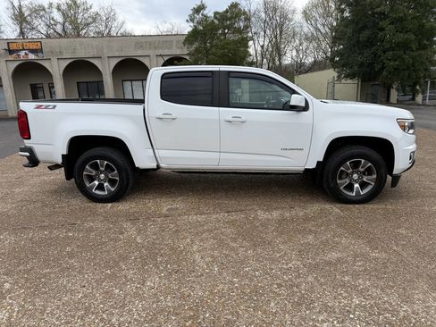 Used 2017 Chevrolet Colorado Z71 image 4