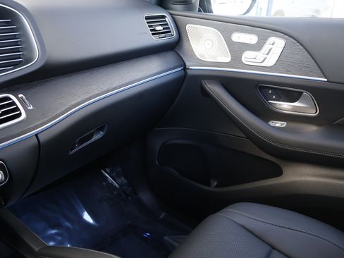 Certified 2025 Mercedes-Benz GLE 450e 4MATIC image 44