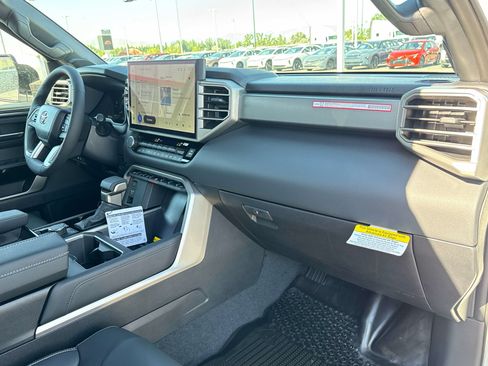 New 2026 Toyota Tundra Limited AWD/4WD image 15