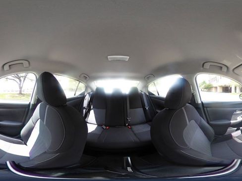 Used 2025 Nissan Sentra SV FWD image 37