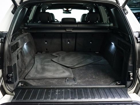 Used 2024 BMW X5 sDrive40i w/ M Sport Package RWD image 26