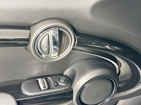 Used 2024 MINI Cooper S image 21