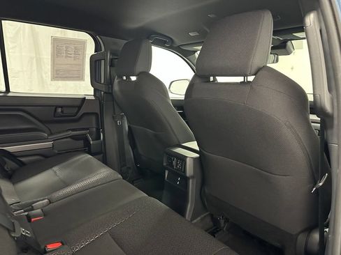 Used 2025 Toyota 4Runner SR5 AWD/4WD image 55