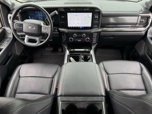 Used 2024 Ford F250 Lariat w/ Black Appearance Package image 11