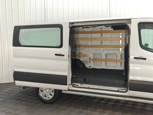 Used 2025 Ford Transit 250 Low Roof w/ Exterior Upgrade Package RWD image 16