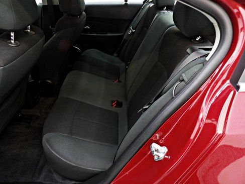 Used 2011 Chevrolet Cruze Eco image 10