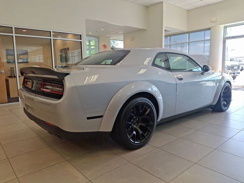 Used 2023 Dodge Challenger SRT Hellcat image 11