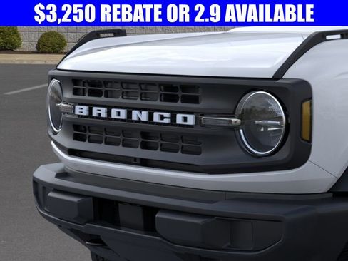New 2025 Ford Bronco 4-Door image 19