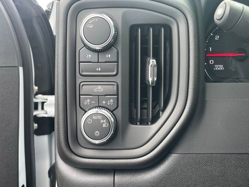 New 2025 GMC Sierra 2500 Pro w/ Convenience Package image 19