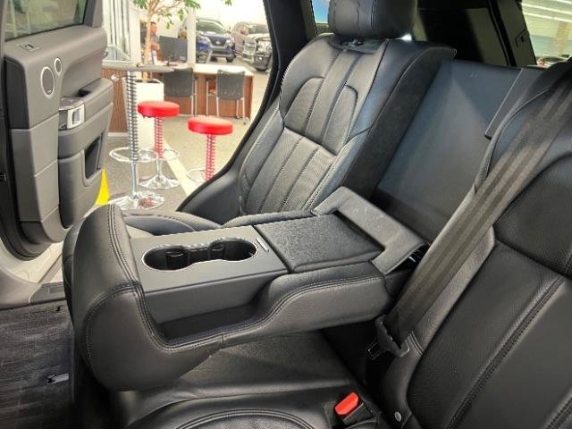Used 2016 Land Rover Range Rover Sport SE AWD/4WD image 39