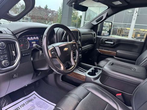 Used 2020 Chevrolet Silverado 2500 High Country w/ Z71 Off-Road Package image 24