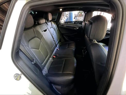 Used 2021 Porsche Macan S AWD/4WD image 20