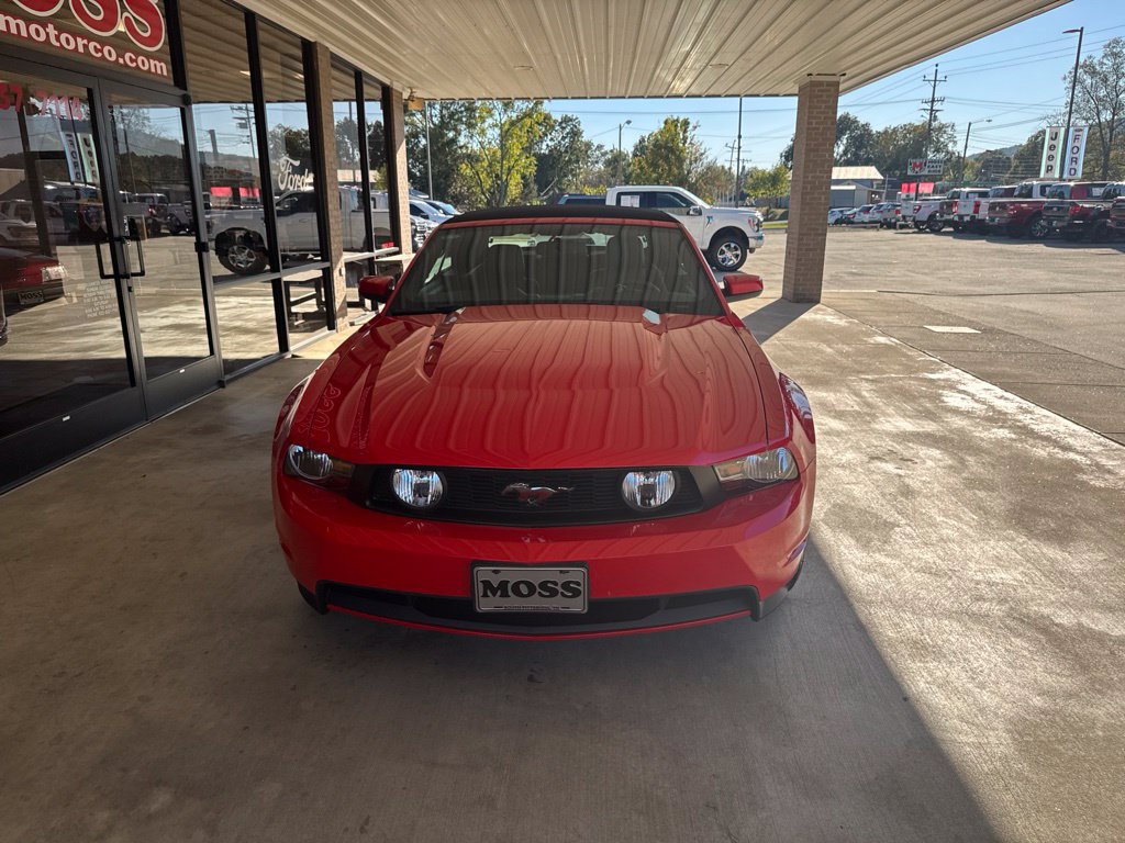 Used 2012 Ford Mustang GT Premium w/ Comfort Pkg RWD image 2