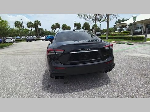 Used 2023 Maserati Ghibli Modena RWD image 44