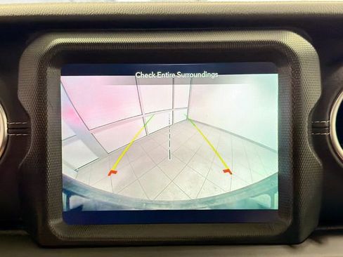 Used 2023 Jeep Wrangler Unlimited Sahara w/ Cold Weather Group image 12