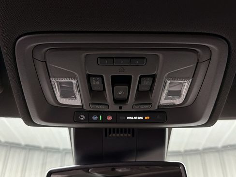 Used 2026 GMC Sierra 1500 Denali AWD/4WD image 36