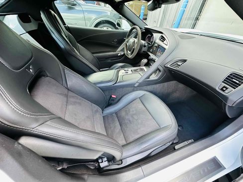 Used 2017 Chevrolet Corvette Grand Sport image 10