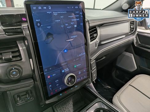 Used 2025 Ford F150 Lightning Platinum image 14