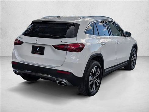 Used 2026 Mercedes-Benz GLA 250 4MATIC image 5