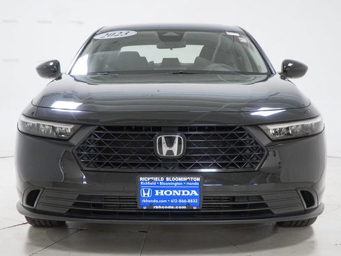 Used 2023 Honda Accord EX image 3