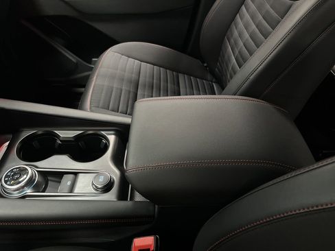 Used 2025 Ford Explorer ST-Line w/ Premium Package image 23