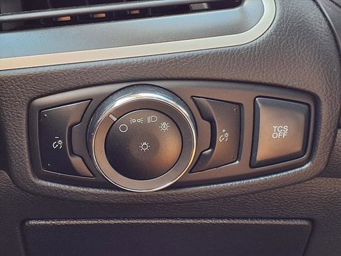 Used 2024 Ford Edge SEL image 12