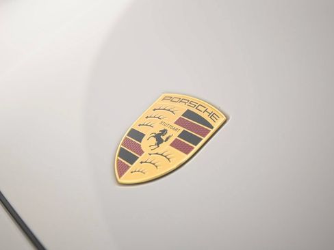 Certified 2026 Porsche Cayenne E-Hybrid Coupe AWD/4WD image 37