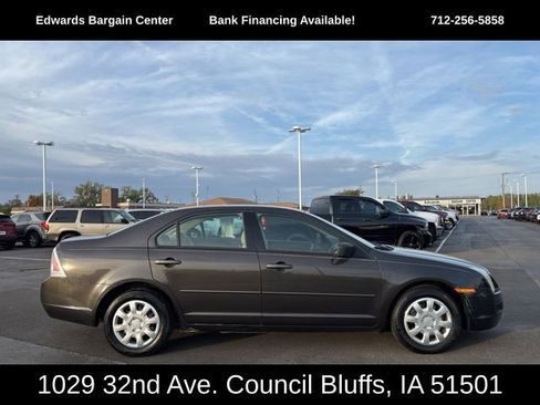 Used 2006 Ford Fusion SE image 1