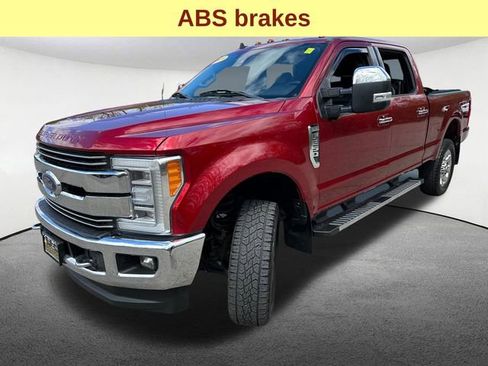 Used 2019 Ford F250 Lariat w/ Lariat Ultimate Package AWD/4WD image 5