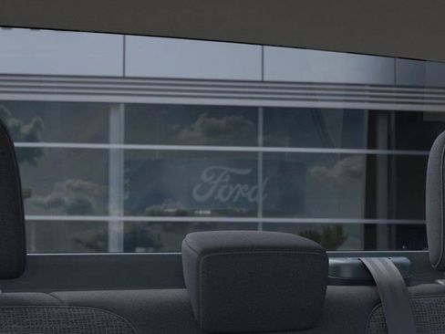 New 2026 Ford Maverick XL image 24