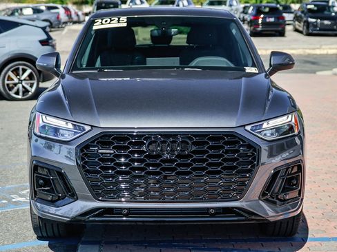 Certified 2025 Audi Q5 2.0T Premium Plus w/ Premium Plus Package image 2