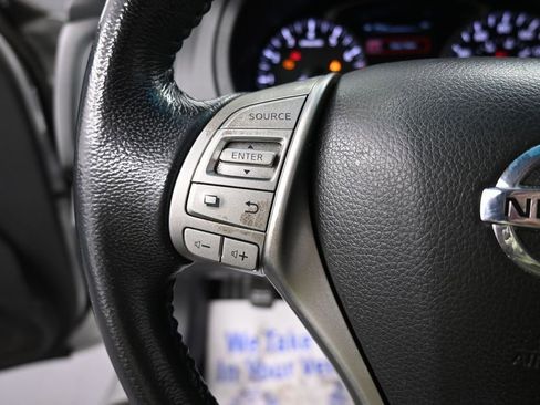 Used 2013 Nissan Altima 2.5 SV FWD image 31