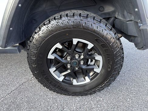 Used 2024 Jeep Wrangler Unlimited Rubicon 4xe AWD/4WD image 18
