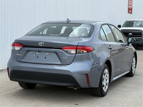 Used 2024 Toyota Corolla LE image 4