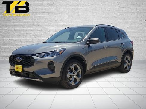Used 2025 Ford Escape ST-Line AWD/4WD image 1