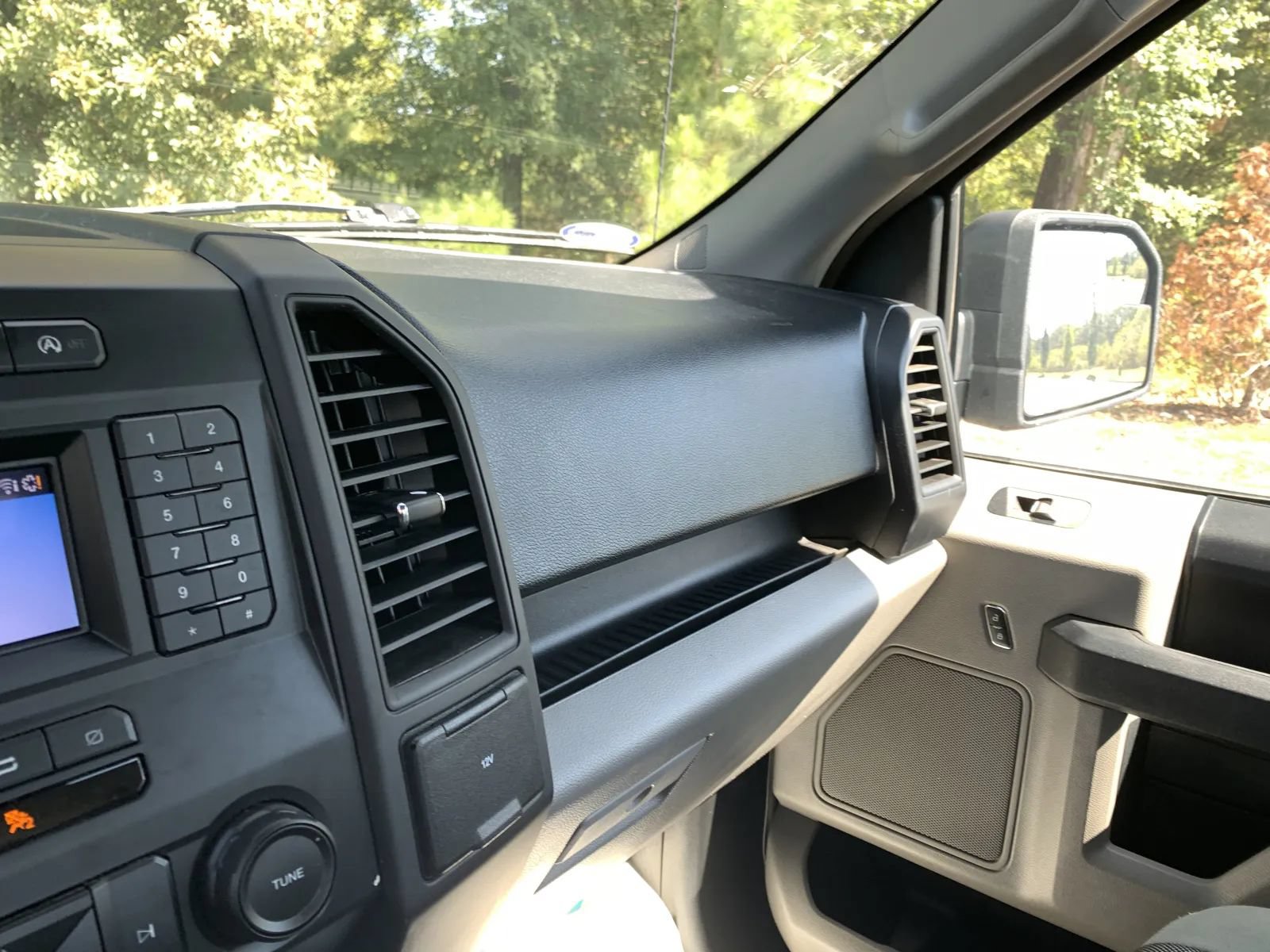 Used 2019 Ford F150 XL w/ Equipment Group 101A Mid RWD image 15