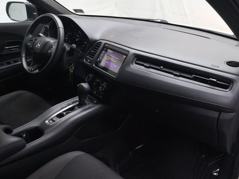 Used 2020 Honda HR-V Sport image 10