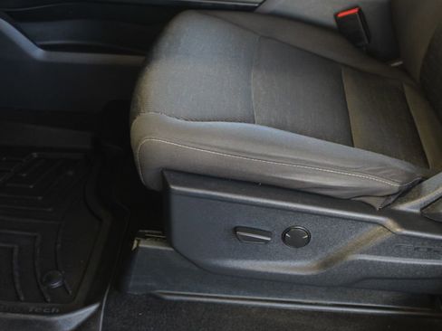 Used 2022 Ford F150 XLT w/ Equipment Group 301A Mid image 17